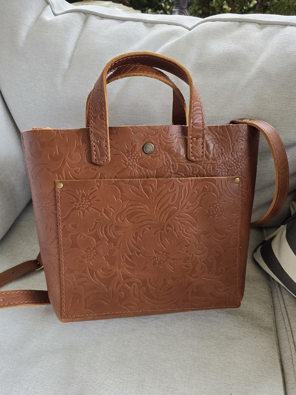 Portland Leather Meadow Mini Snap Crossbody In New Condition